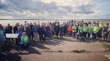 Caroline Dinenage - Beach Clean