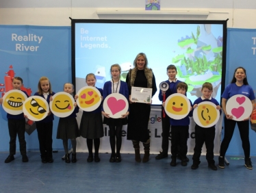 Caroline Dinenage - Internet Safety Assembly - St John's School - Parentzone - Google